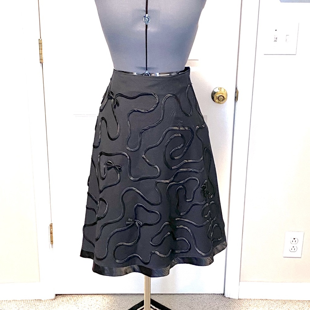 Dolce Apparel A-line skirt ribbon accent M 482